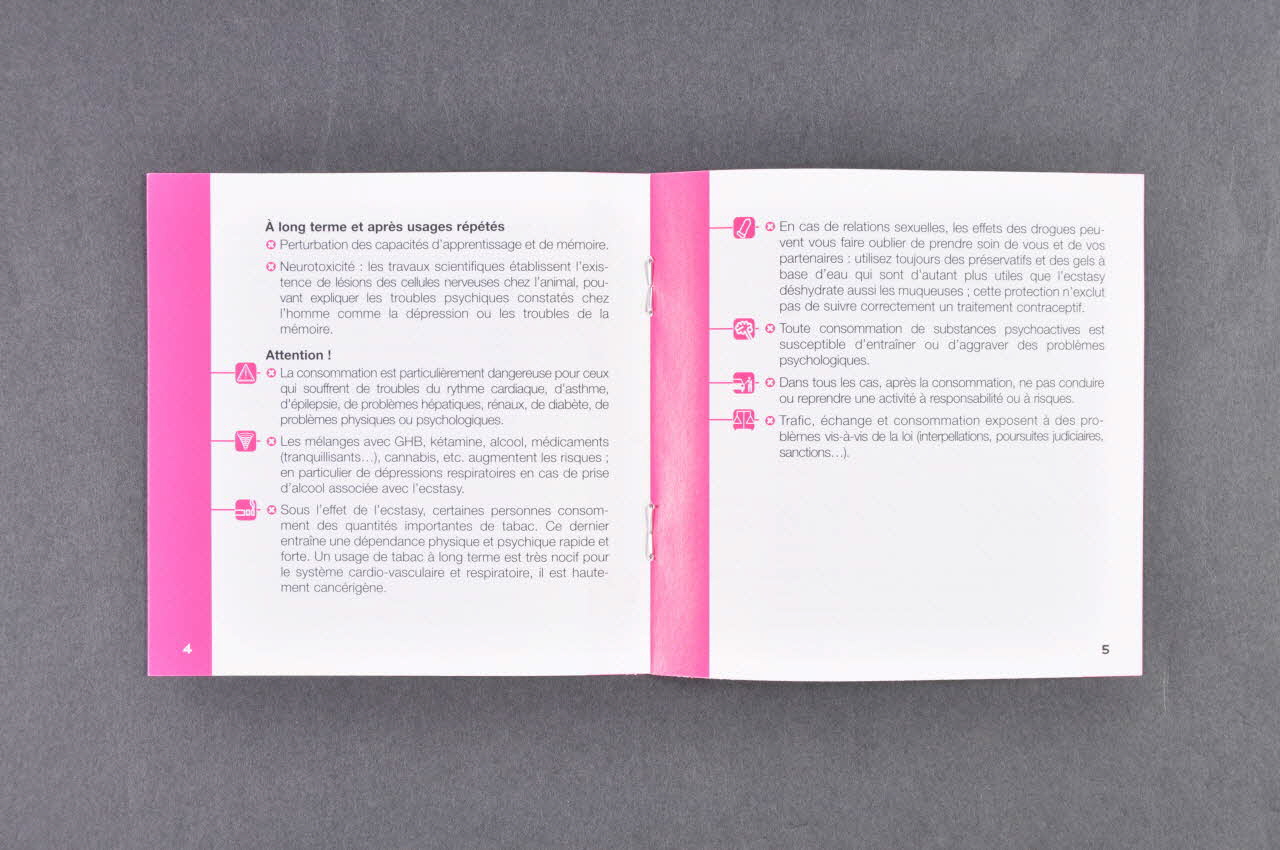 CFES / MILDT BROCHURE "Ecstasy. Savoir plus risquer moins France 2001/2 2007.79.10 Photo Mucem