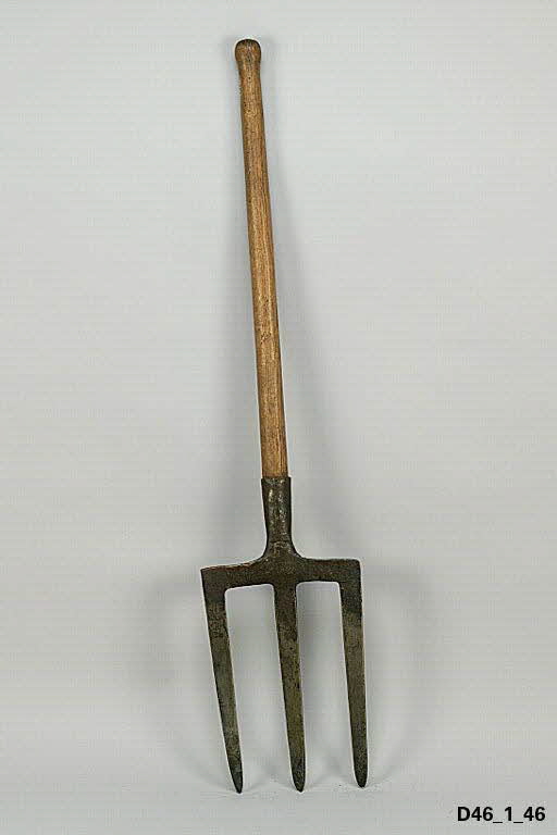 François Faivre bêche à dents Bourgogne, France 1880 1946.10.46 Photo