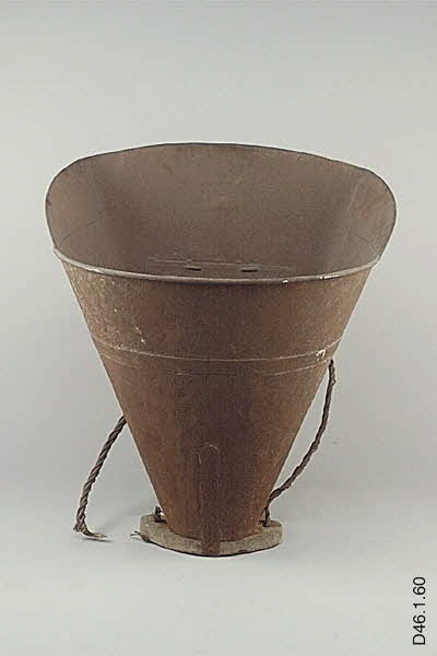 hotte Bourgogne, France 1905 1946.10.60 Photo