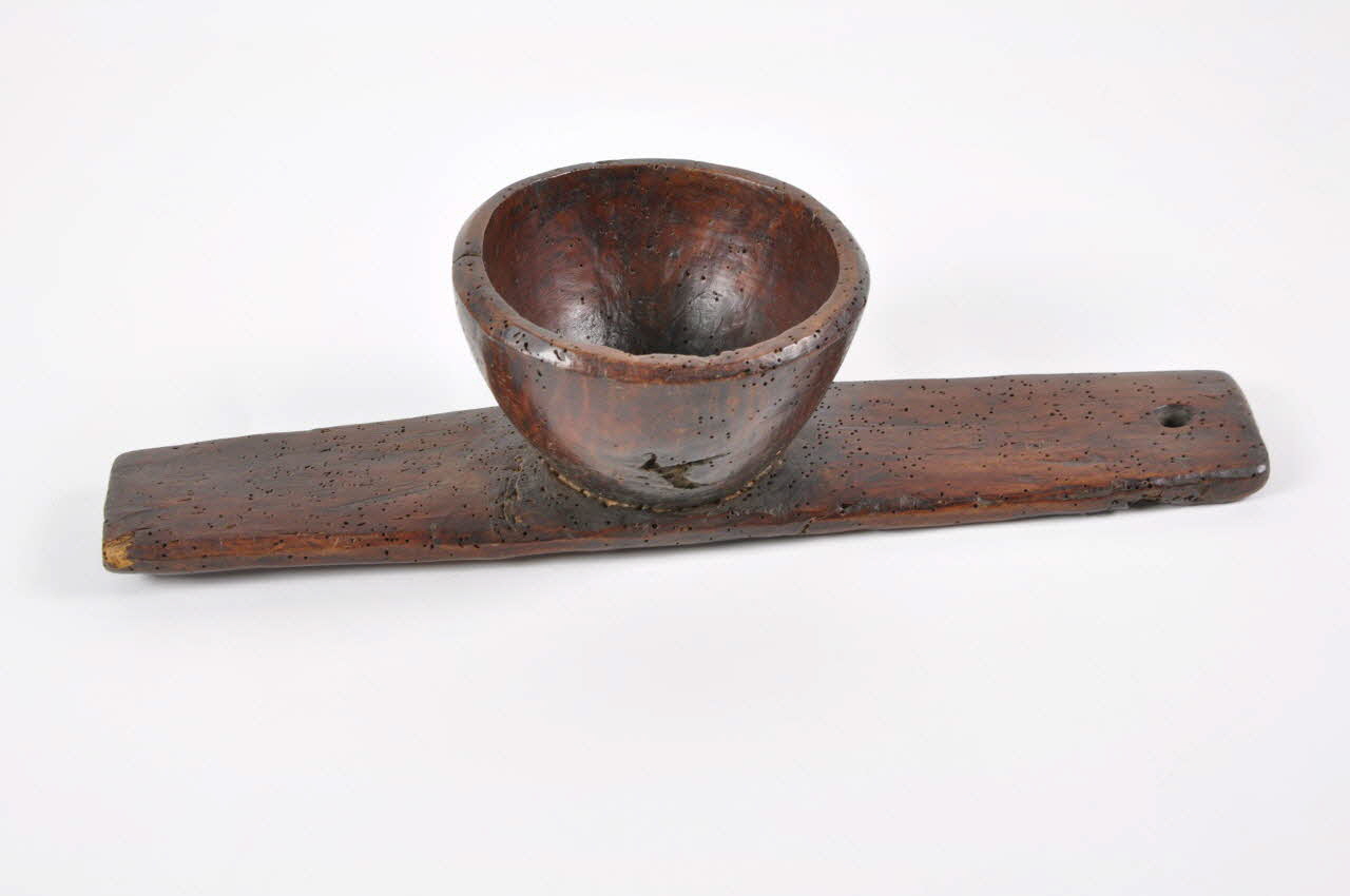 entonnoir E Coulade 1956.109.11 Photo Mucem