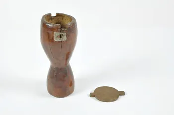 objet contenant non spécifique Tusset del caou 1956.109.21.1-2 Photo Mucem