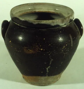 pot 1957.39.48 Photo