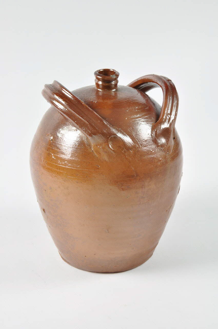 bouteille (objet domestique) 1887.6.32 Photo Mucem