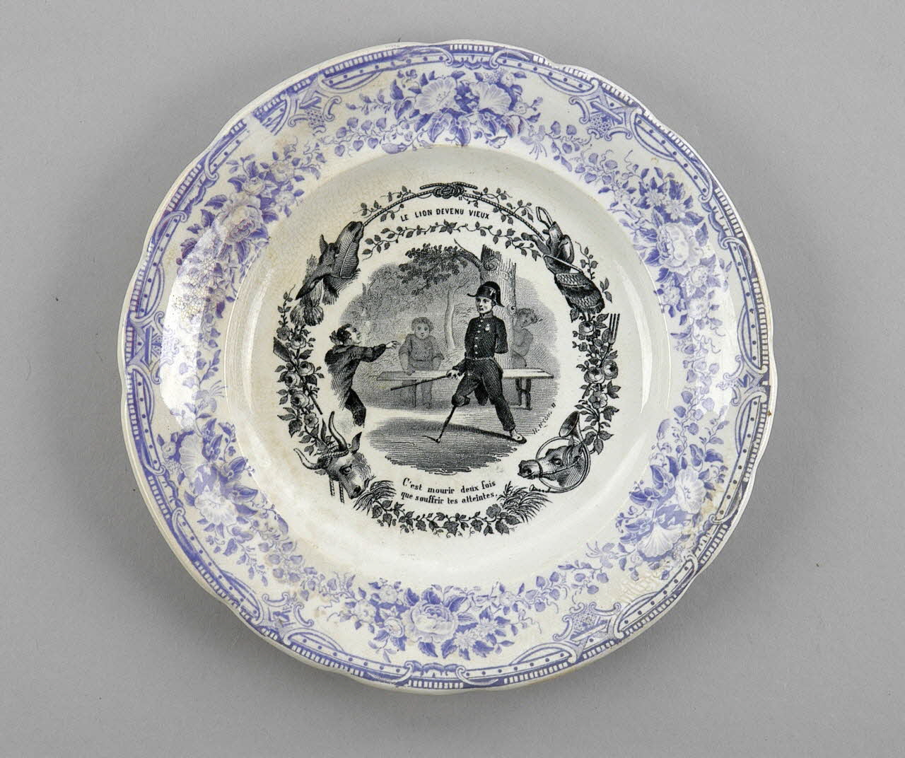 assiette plate 1961.39.10 Photo