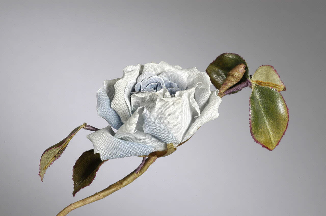fleur artificielle 1972.150.945.283  Photo