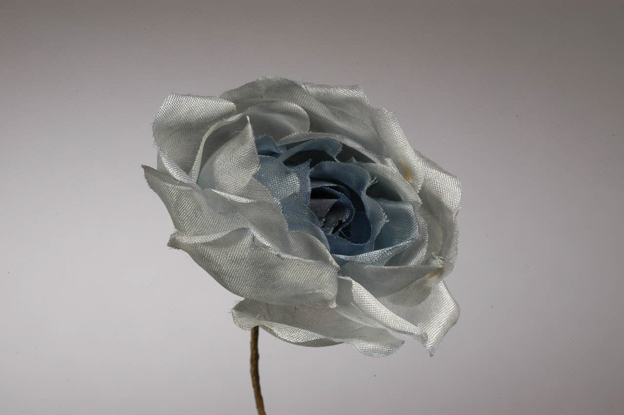 fleur artificielle 1972.150.945.316  Photo
