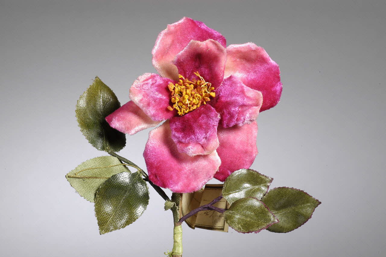 fleur artificielle 1972.150.945.409 Photo