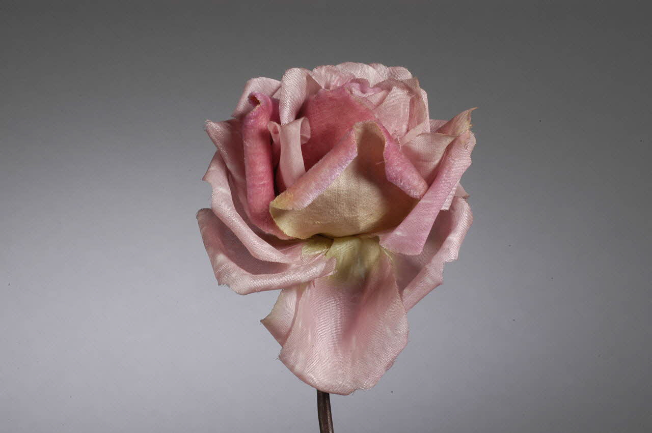 fleur artificielle 1972.150.945.423 Photo