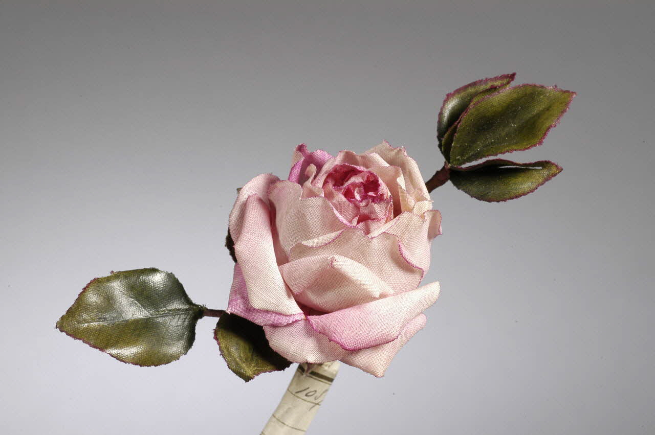 fleur artificielle 1972.150.945.438 Photo