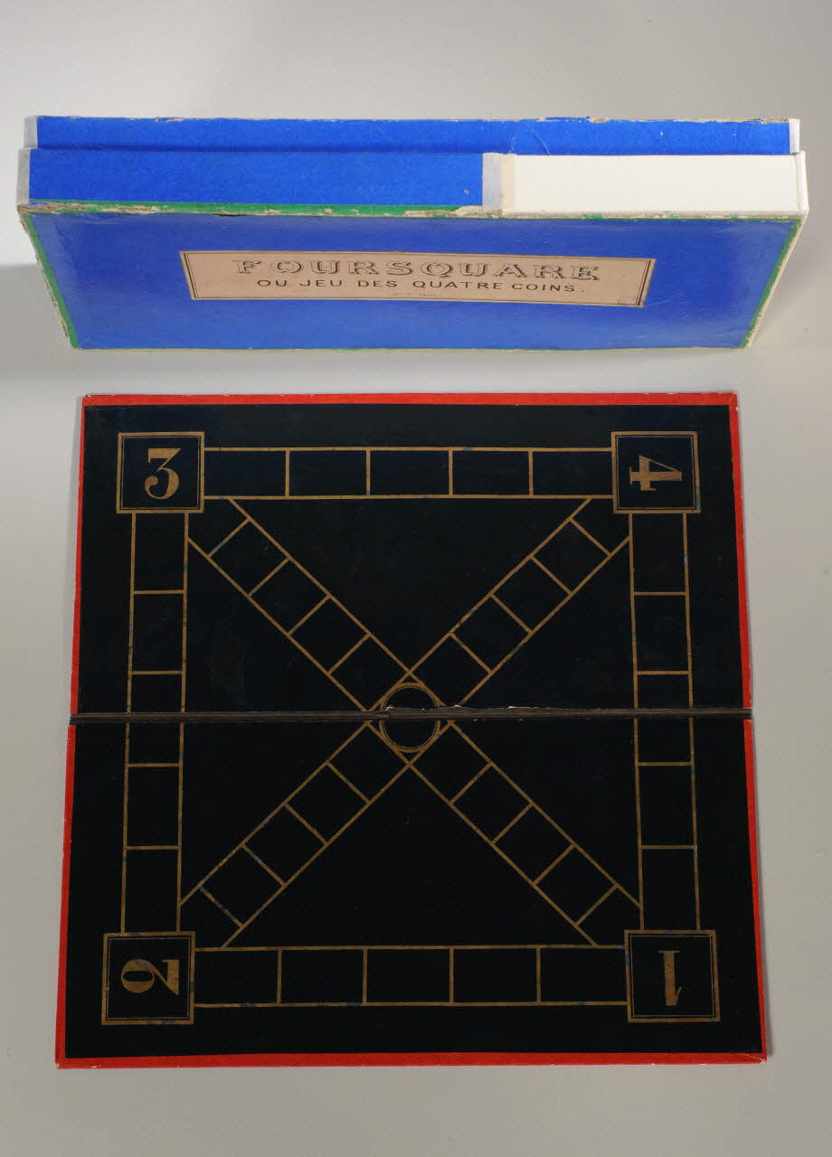 boîte de jeu FOURSQUARE  OU JEU DES QUATRE COINS. 1992.23.19.1-4 Photo