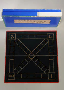 boîte de jeu FOURSQUARE  OU JEU DES QUATRE COINS. 1992.23.19.1-4 Photo