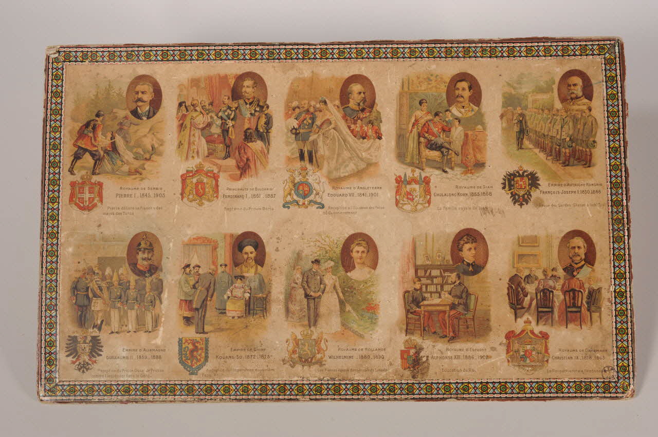 jeu Puzzle reprenant des planches de chromolithographies publicitaires 1996.53.1.1-2 Photo