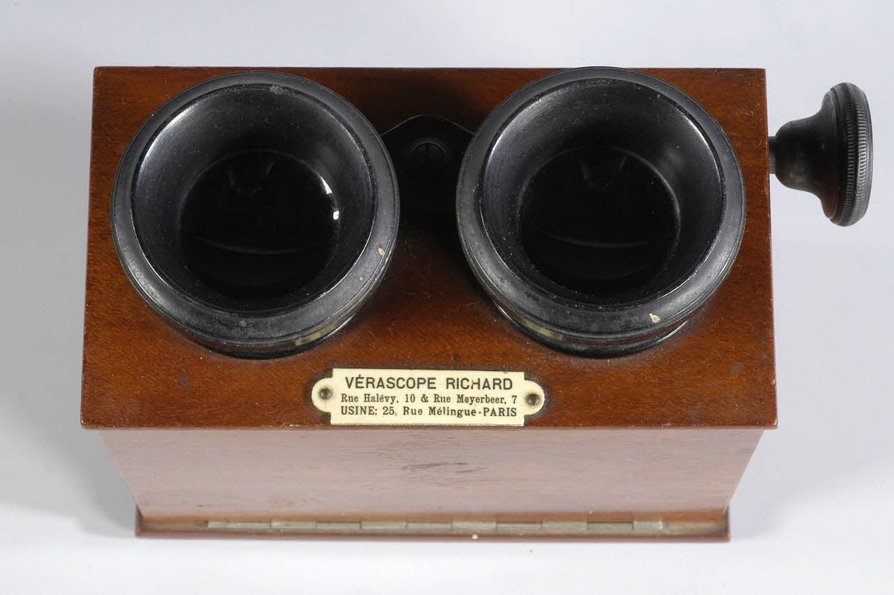 STEREOSCOPE 2000.16.1744 Photo
