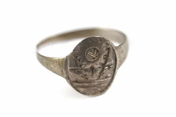 bague 1884.5.3 Photo