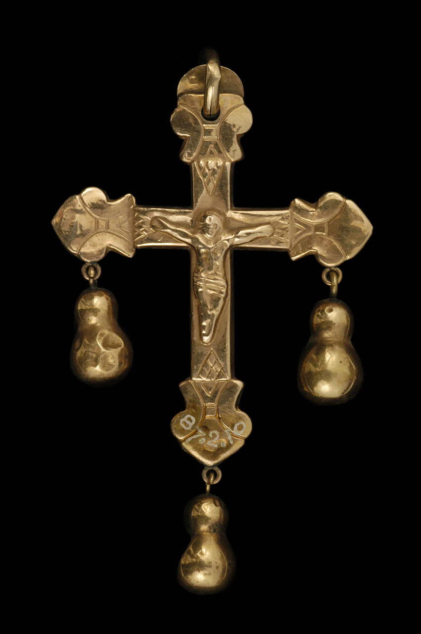 croix-pendentif Auvergne, France 1887 1887.2.10 Photo
