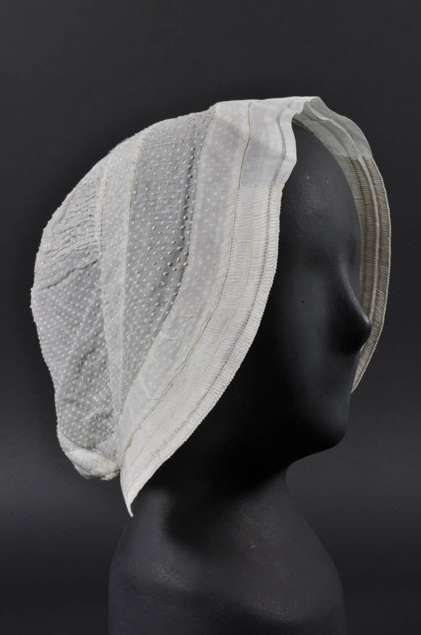 bonnet de fête 1956.97.5 Photo Mucem