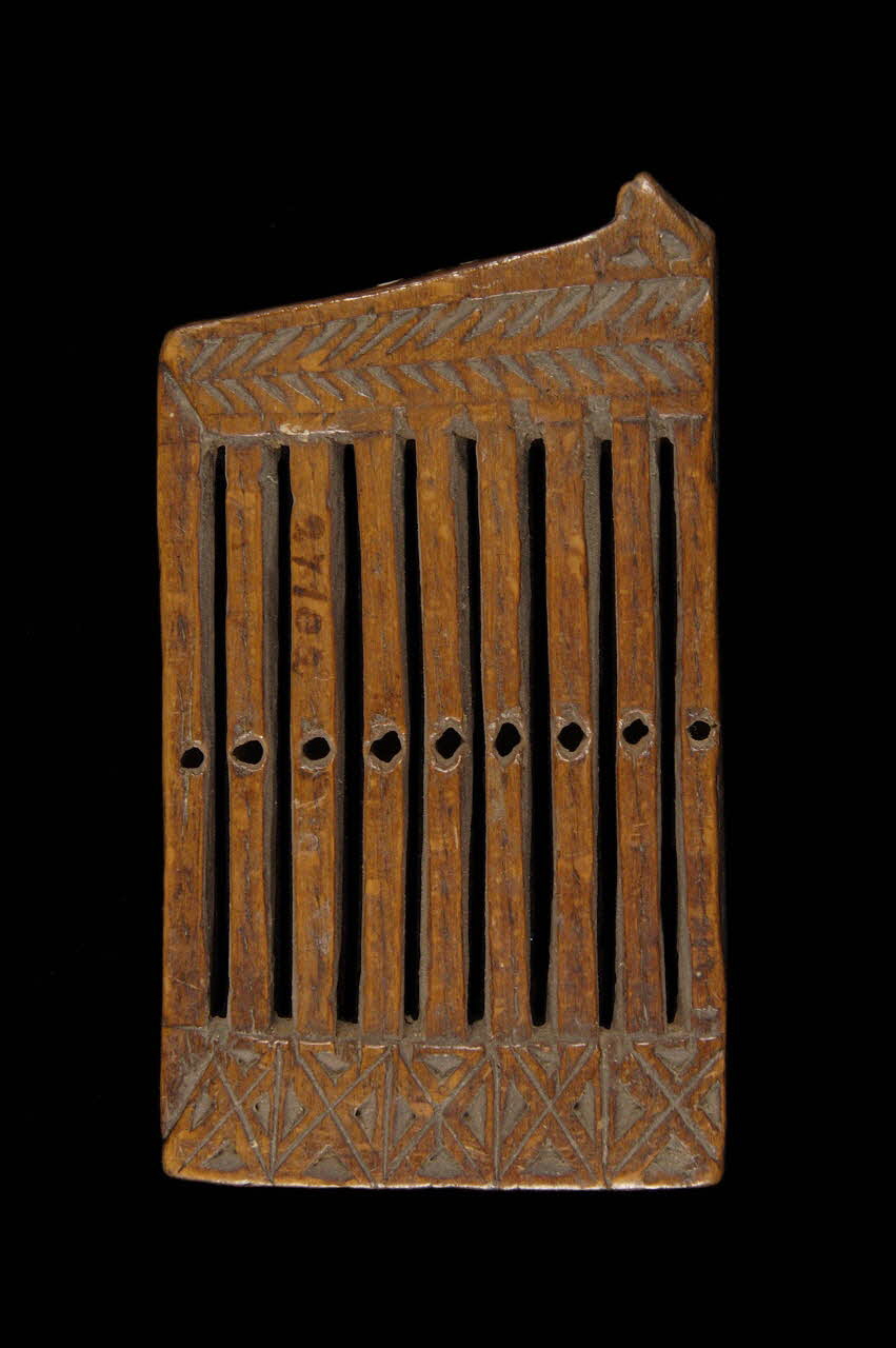 passette à rubans Auvergne, France 1890 1890.8.10 Photo