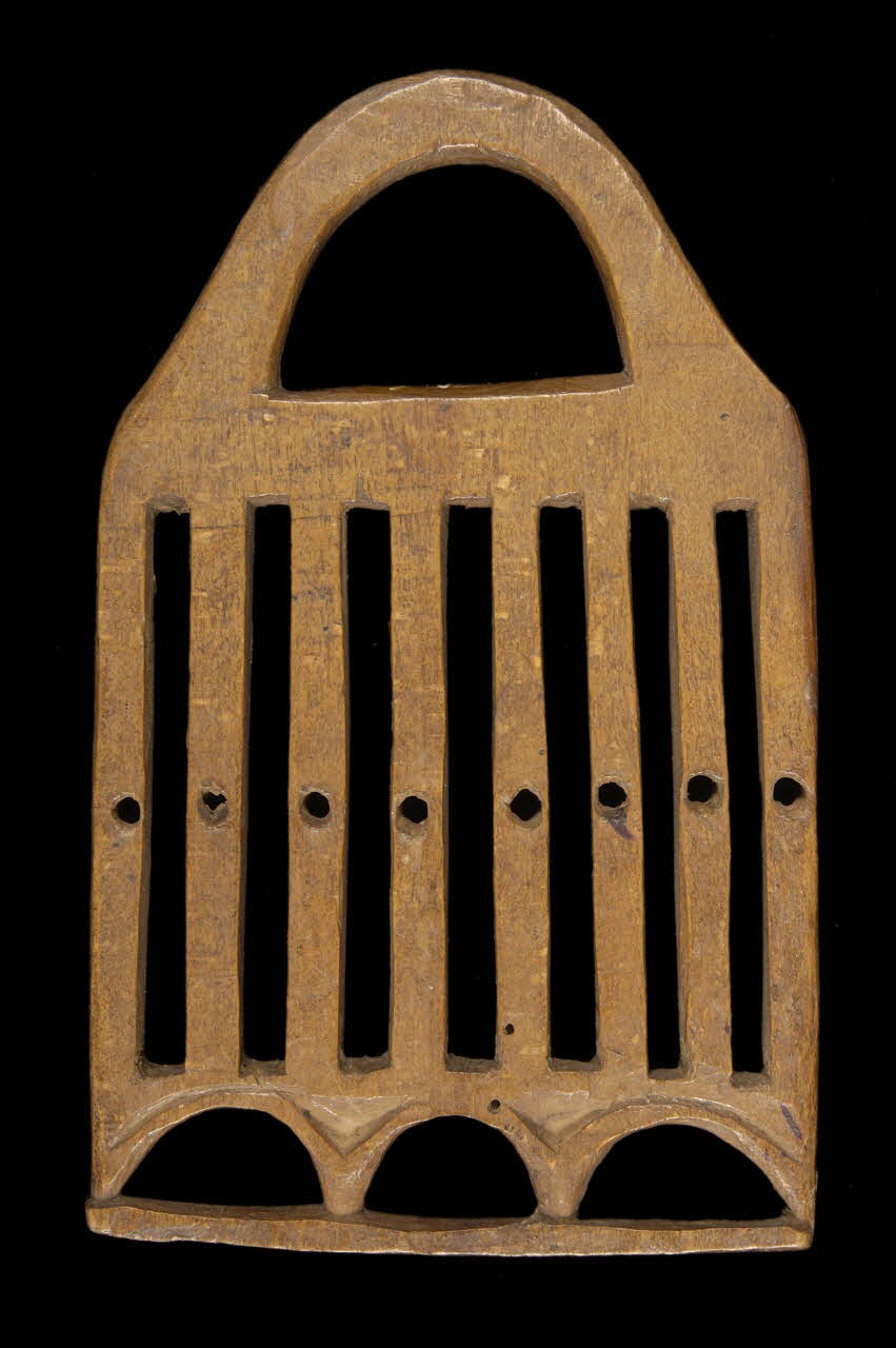 passette à rubans Auvergne, France 1890 1890.8.6 Photo