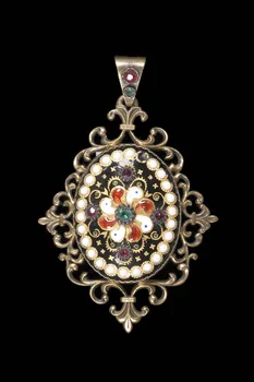 pendentif 1895.9.2  Photo