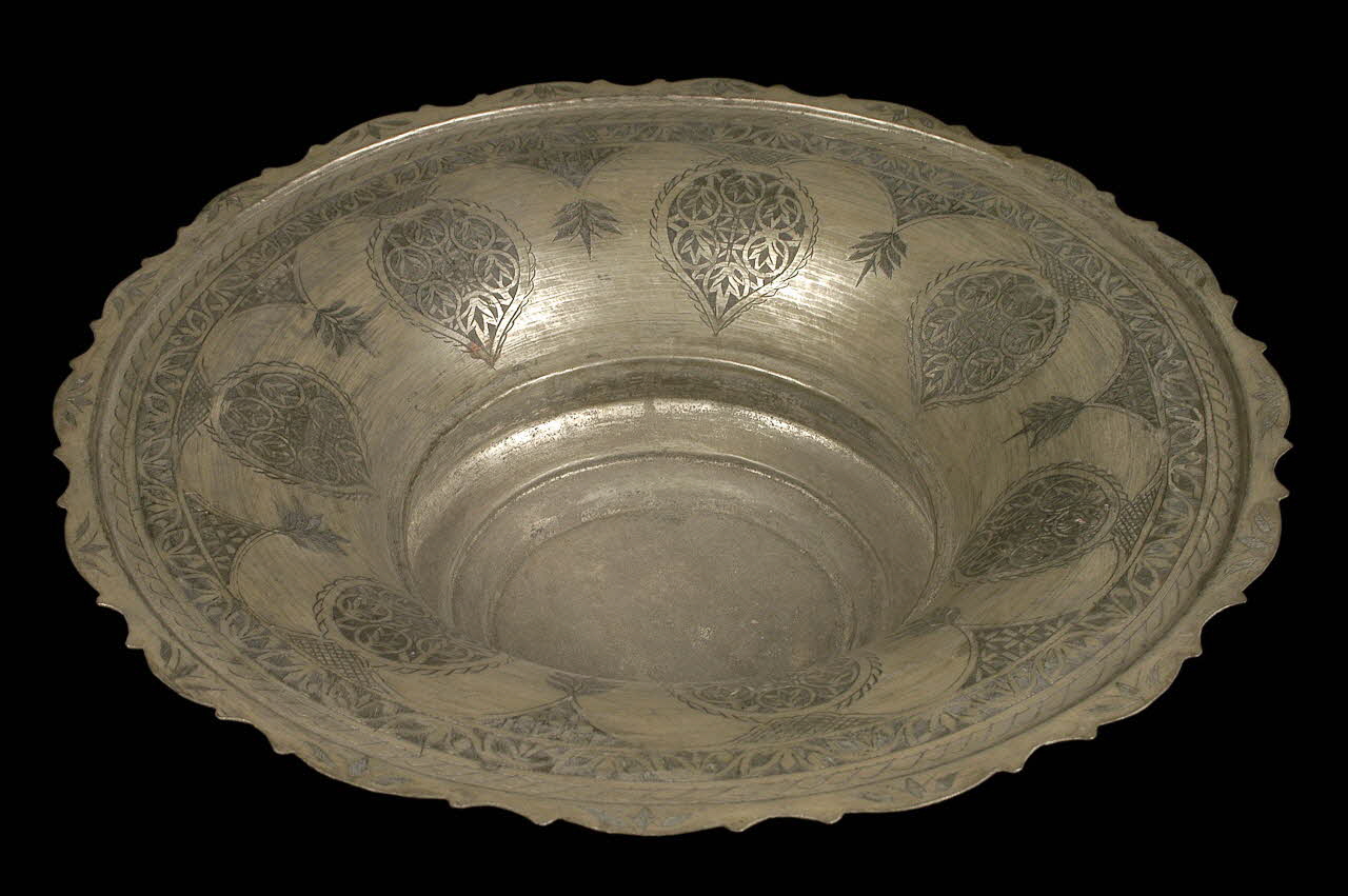 cuvette à laver legen (mot d'origine persane) DMH1895.63.4.3 Photo
