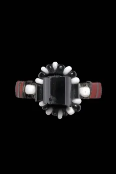 bague en crin 1901.1.340 Photo