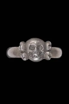 bague memento mori 1901.1.357 Photo
