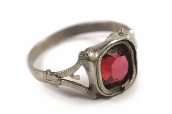 bague 1901.1.385 Photo