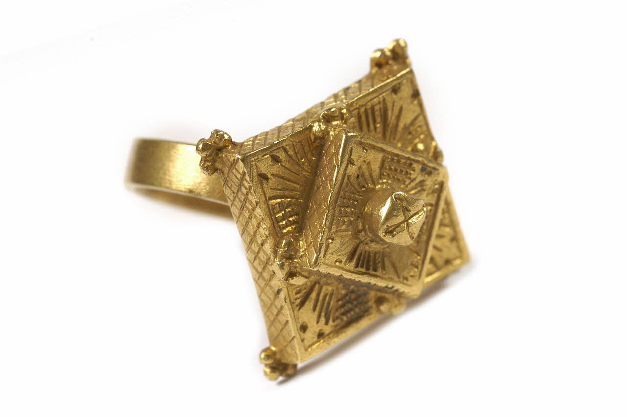 bague-reliquaire 1901.1.399 Photo