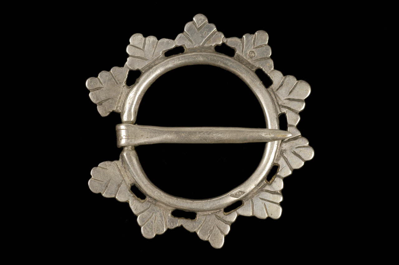 épingle de col 1838-1900 1901.1.523 Photo