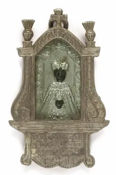 MEDAILLON VIERGE NOIRE Auvergne, France 1785 1901.1.547 Photo
