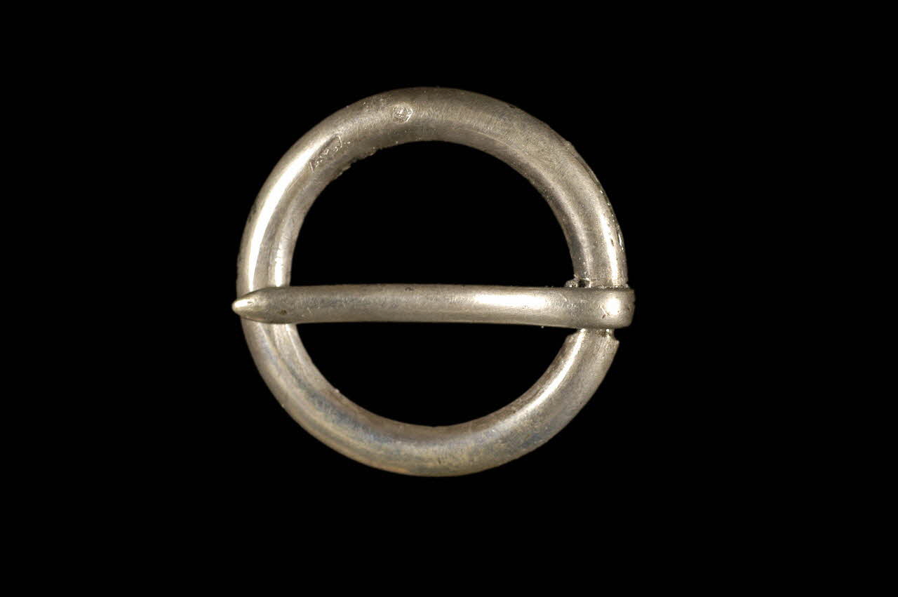 épingle de col 1888-1938 1936.289 Photo