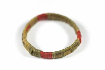 bague en crin 1936.337 Photo
