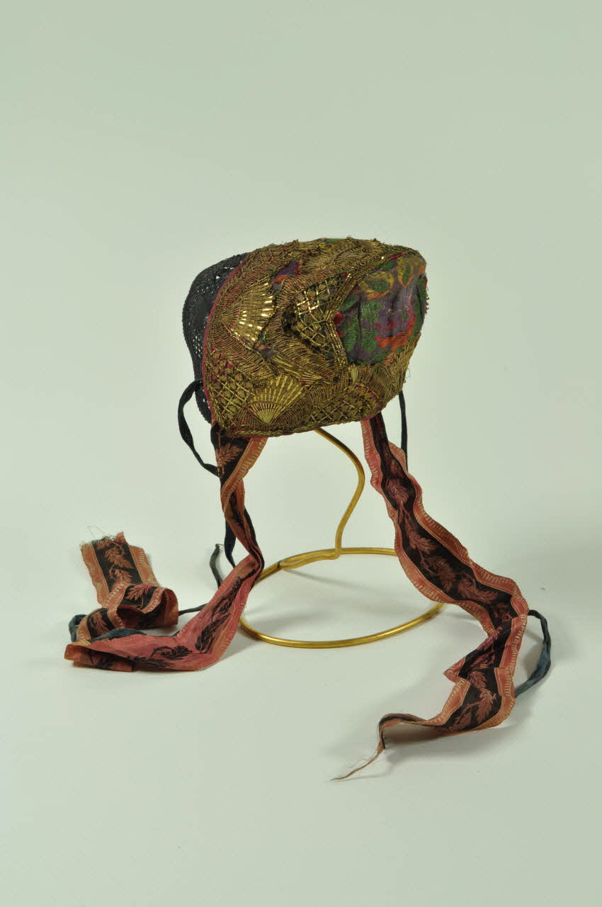 bonnet de baptême 1957.155.472 Photo Mucem