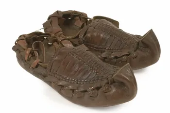 PAIRE DE SANDALES DMH1938.93.13.1-2 Photo