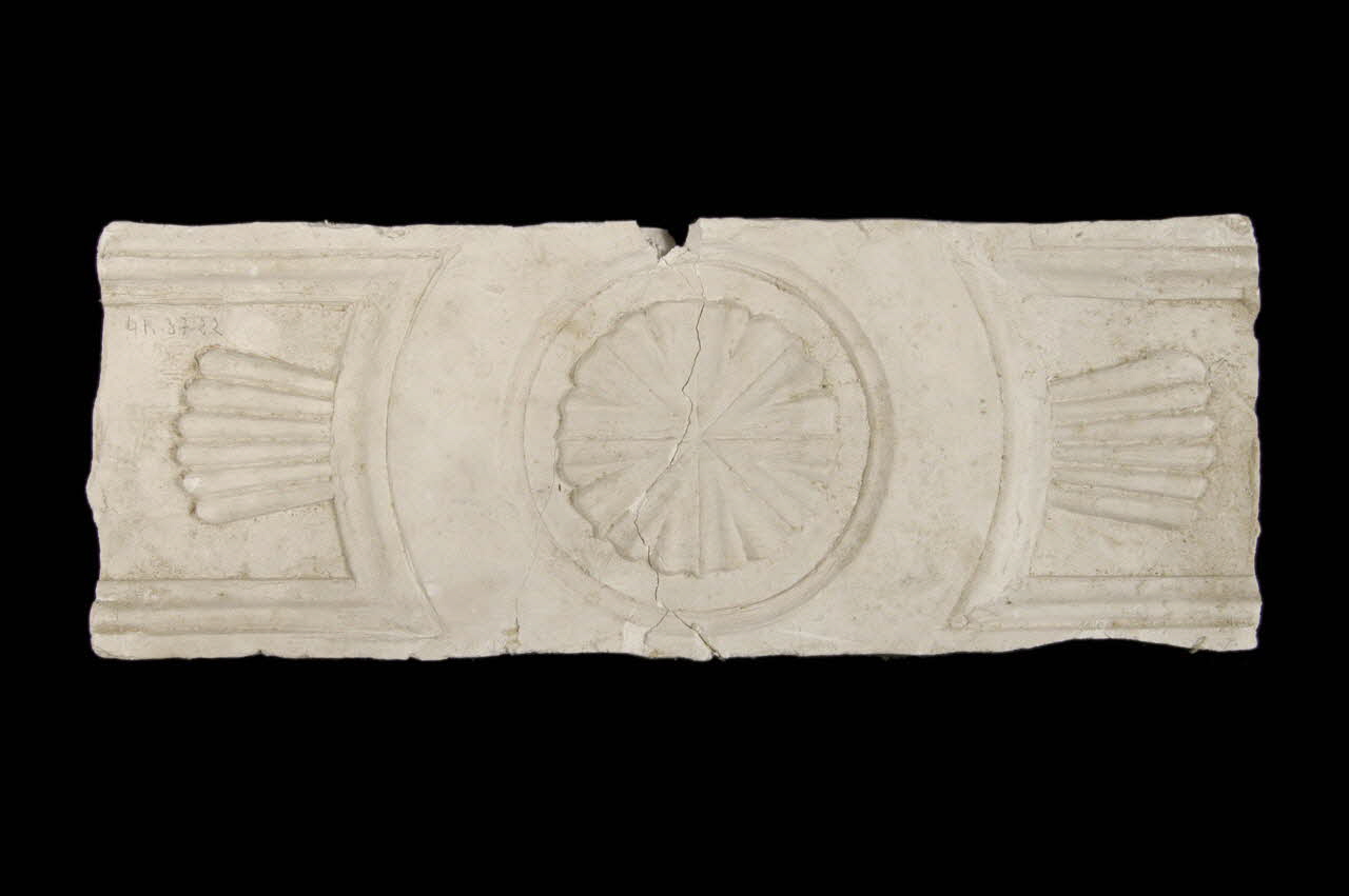 Roger Boitard moulage Motif du fronton d'une armoire Champagne-Ardenne, France 1941/6/10 1941.37.22 Photo