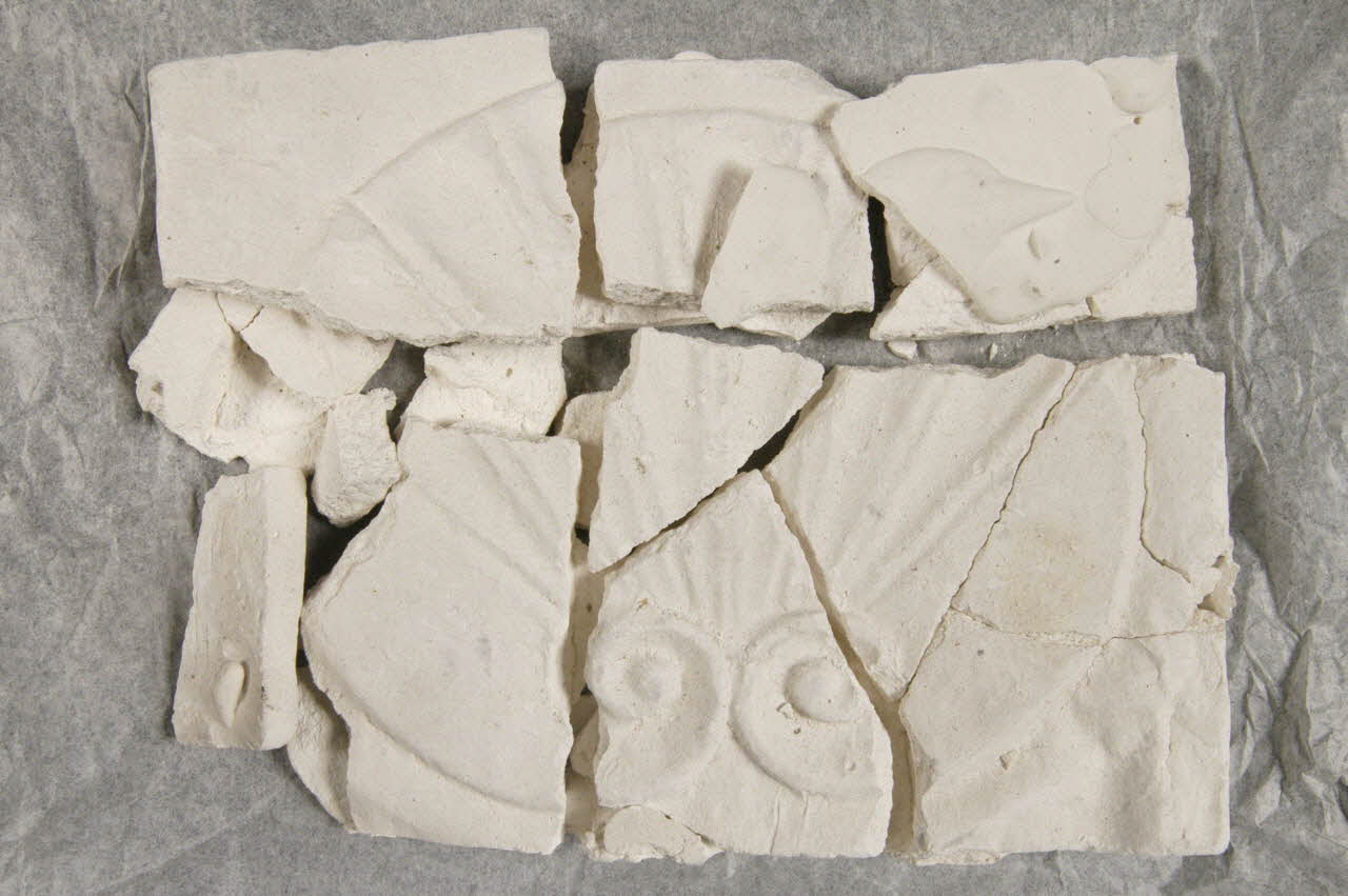 Roger Lecotté ; André Golven moulage Décor de la traverse inférieure d'un buffet Ile-de-France, France 1941/5/29 1941.42.16 Photo