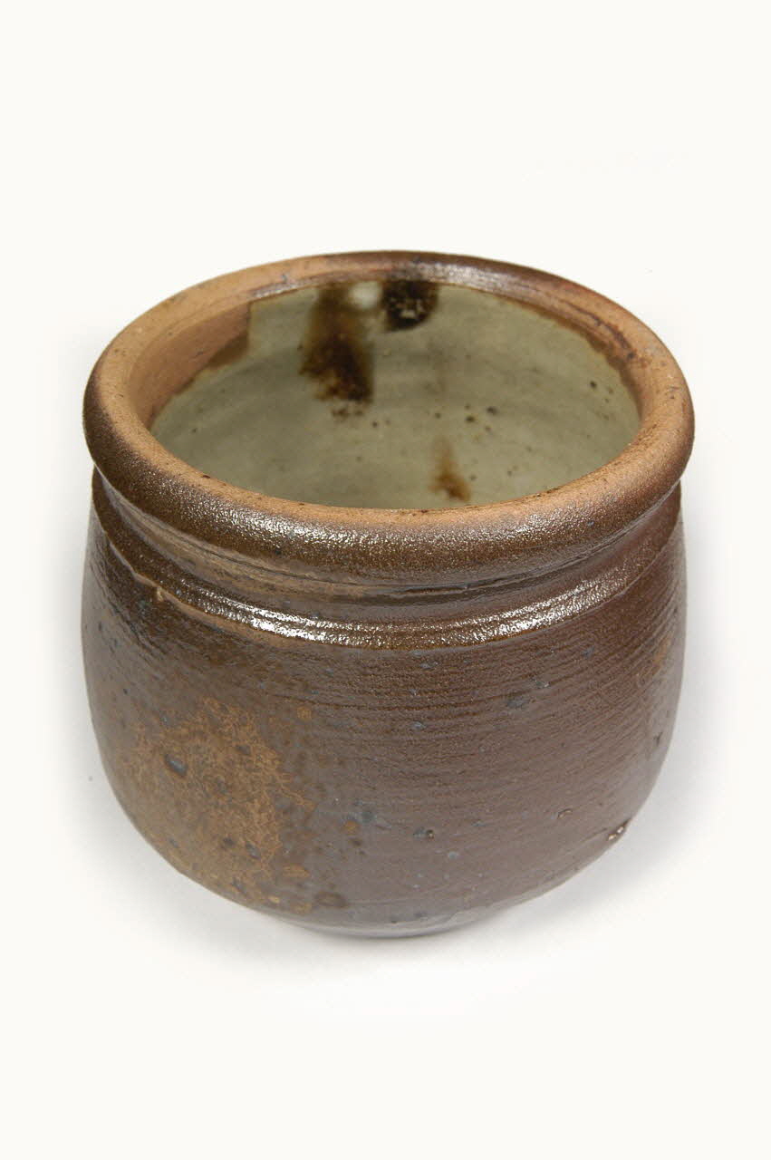 pot 1943.4.32 Photo