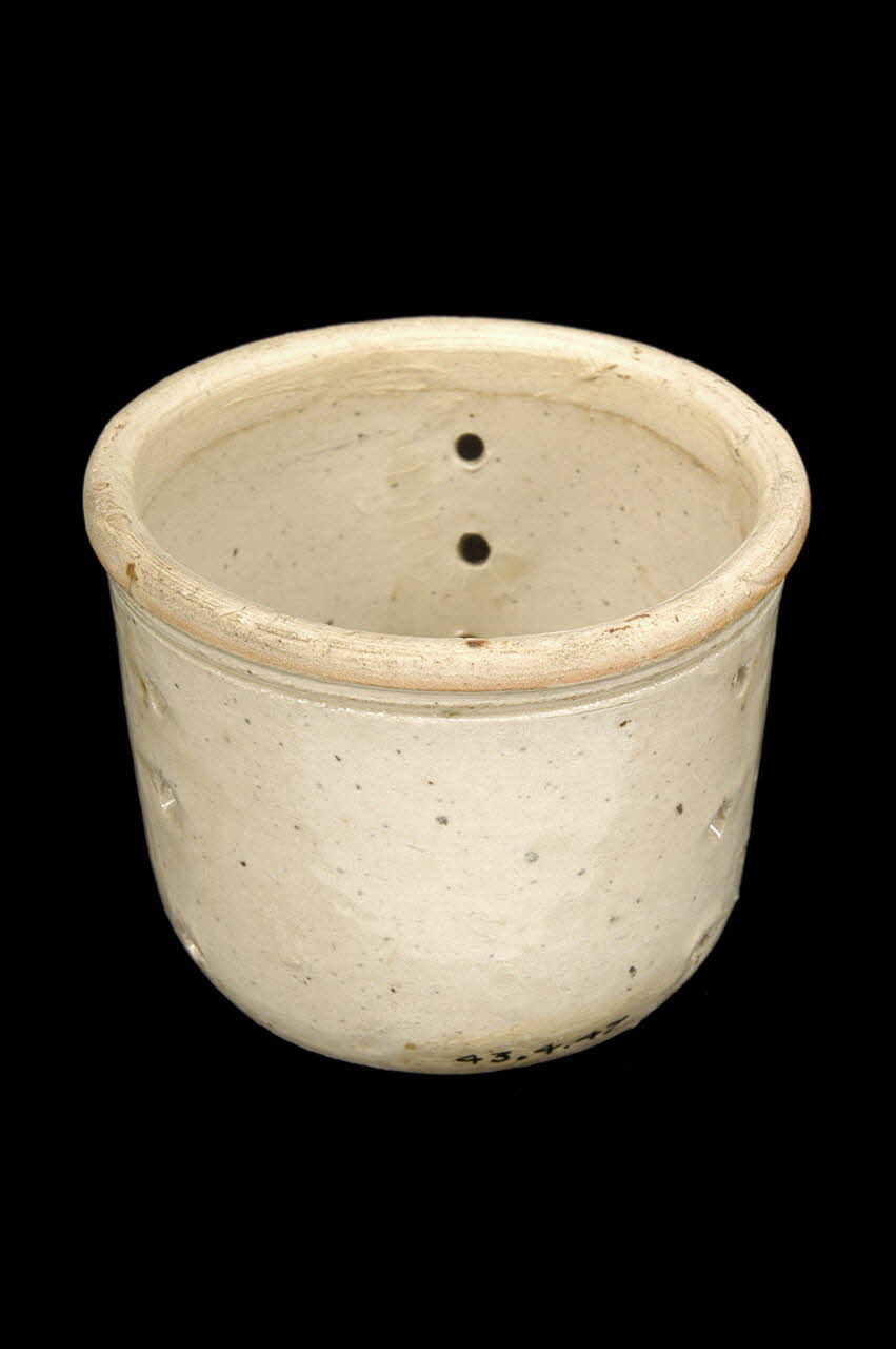 faisselle 1943.4.47 Photo