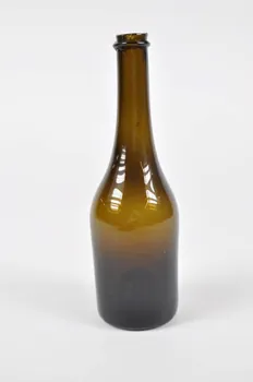 bouteille France 1750-1800 1958.21.1 Photo Mucem