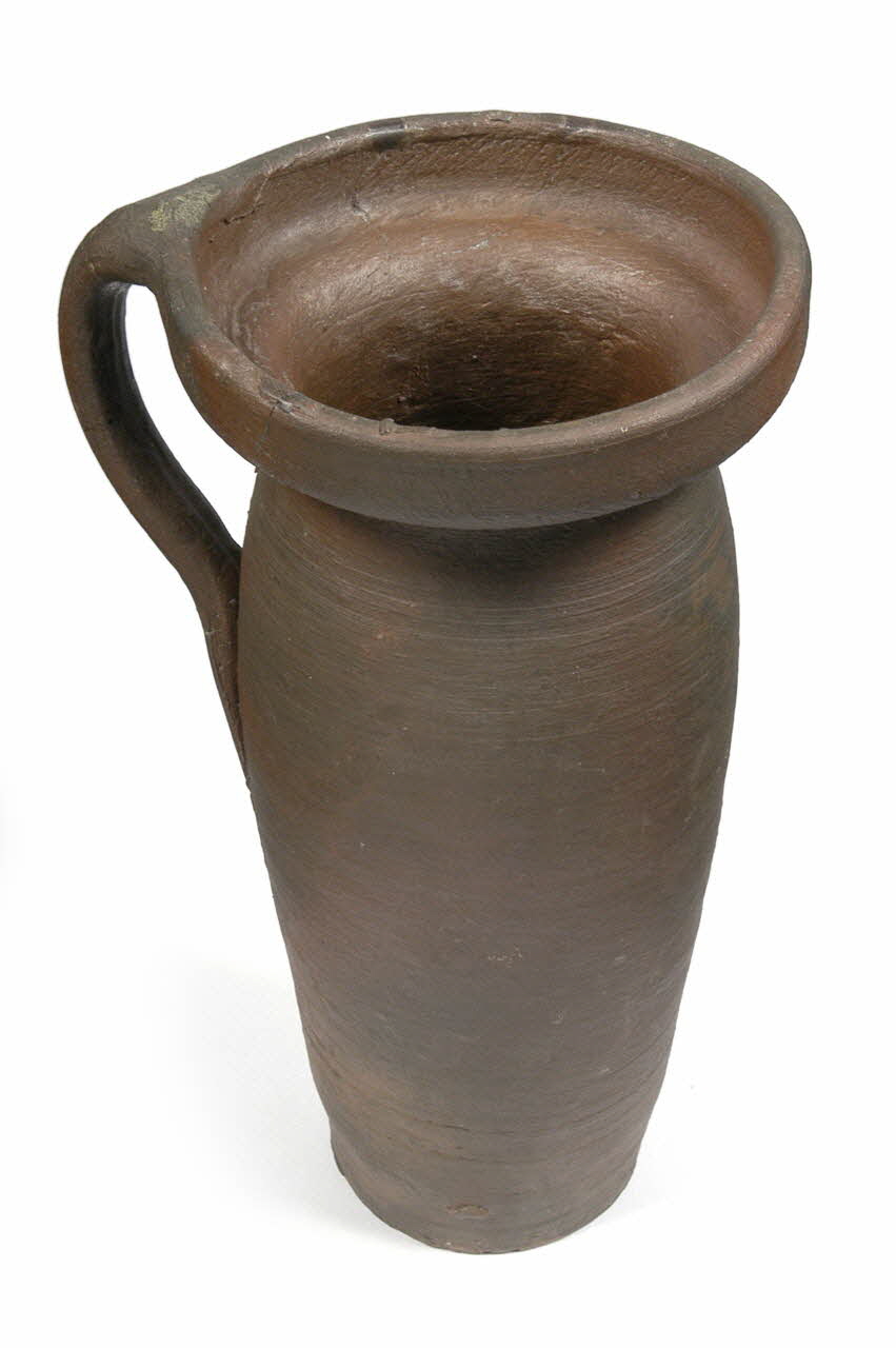 vase funéraire 1945.83.10 Photo