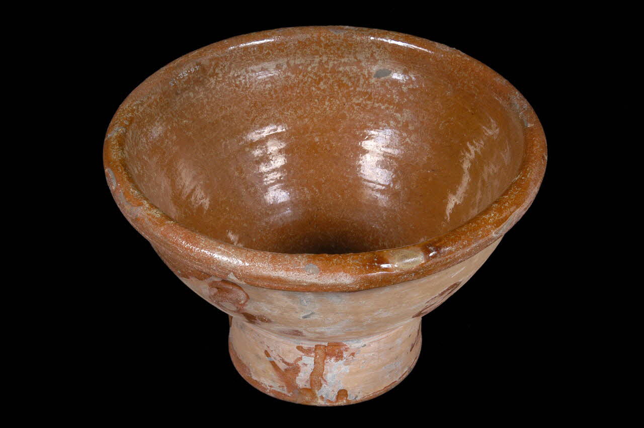 entonnoir 1946.32.13 Photo