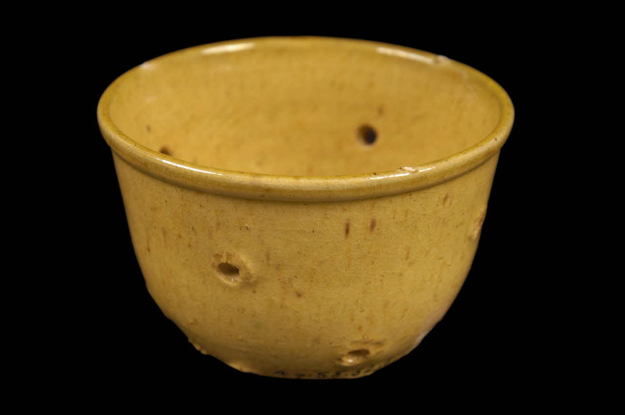 faisselle 1947.55.32.3 Photo