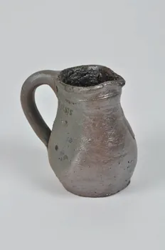 pot à lait de déjeuner Basse-Normandie, France 1800-1888 1888.32.7 Photo Mucem