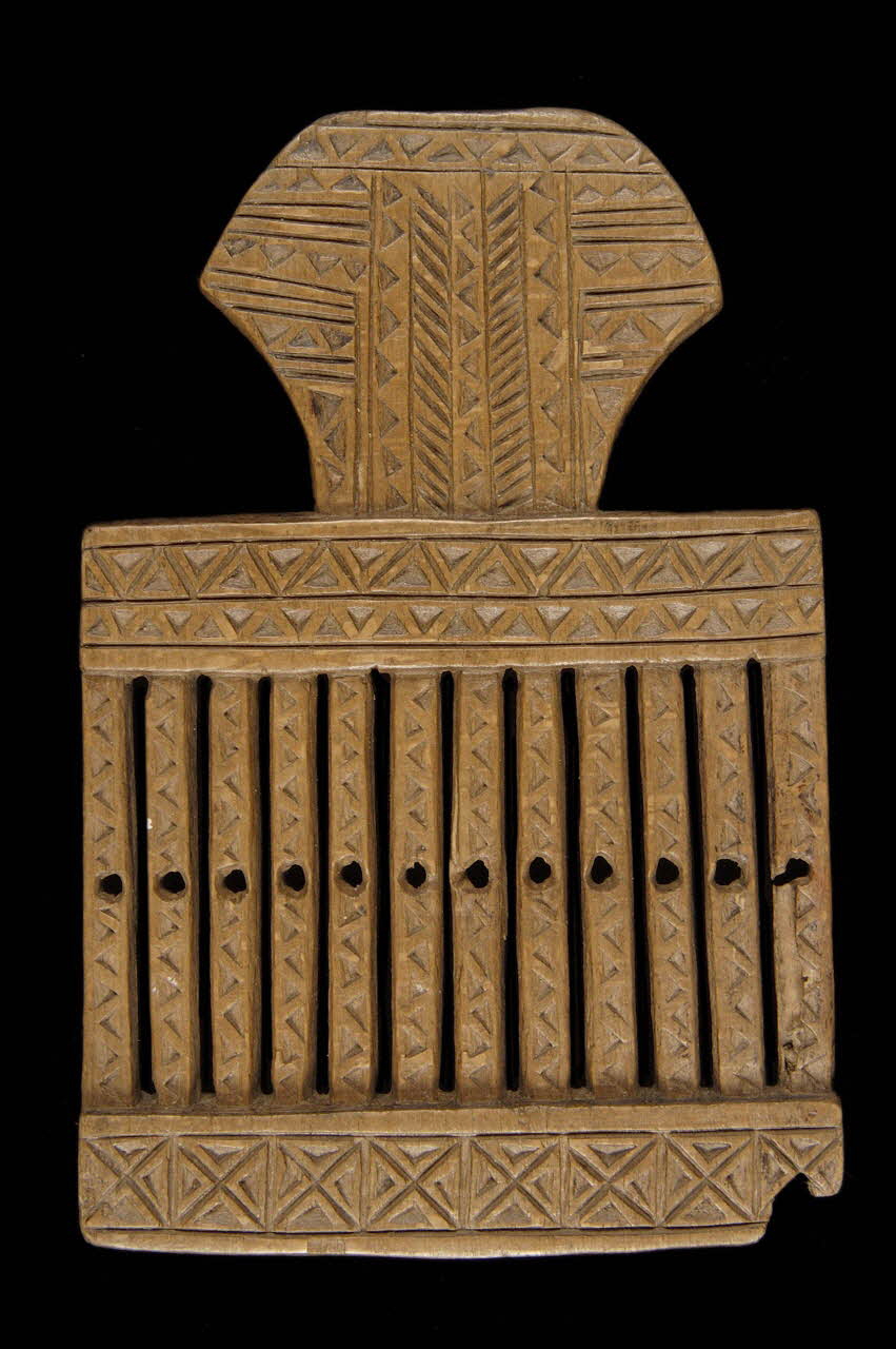 passette à rubans 1950.4.8 Photo