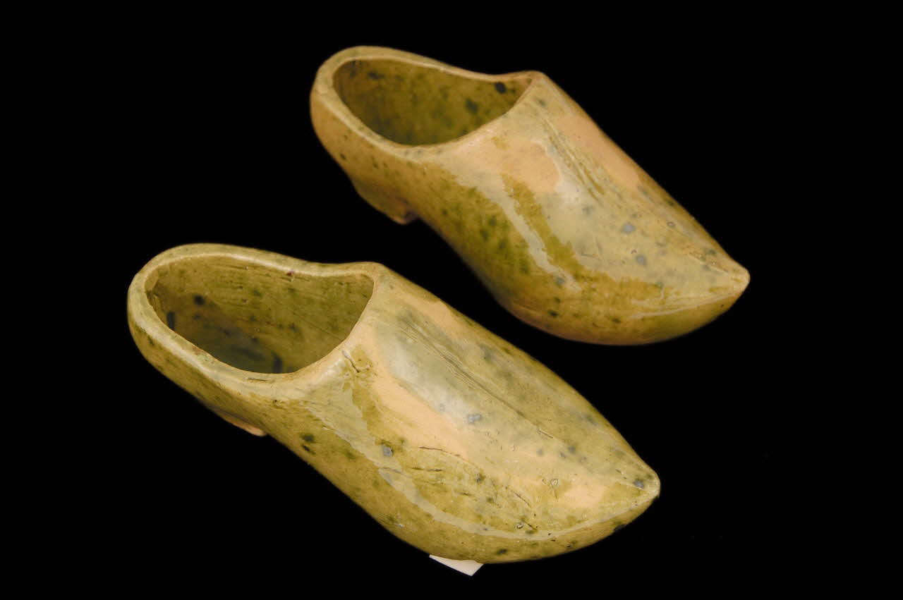 sabot 1950.7.30.1-2 Photo