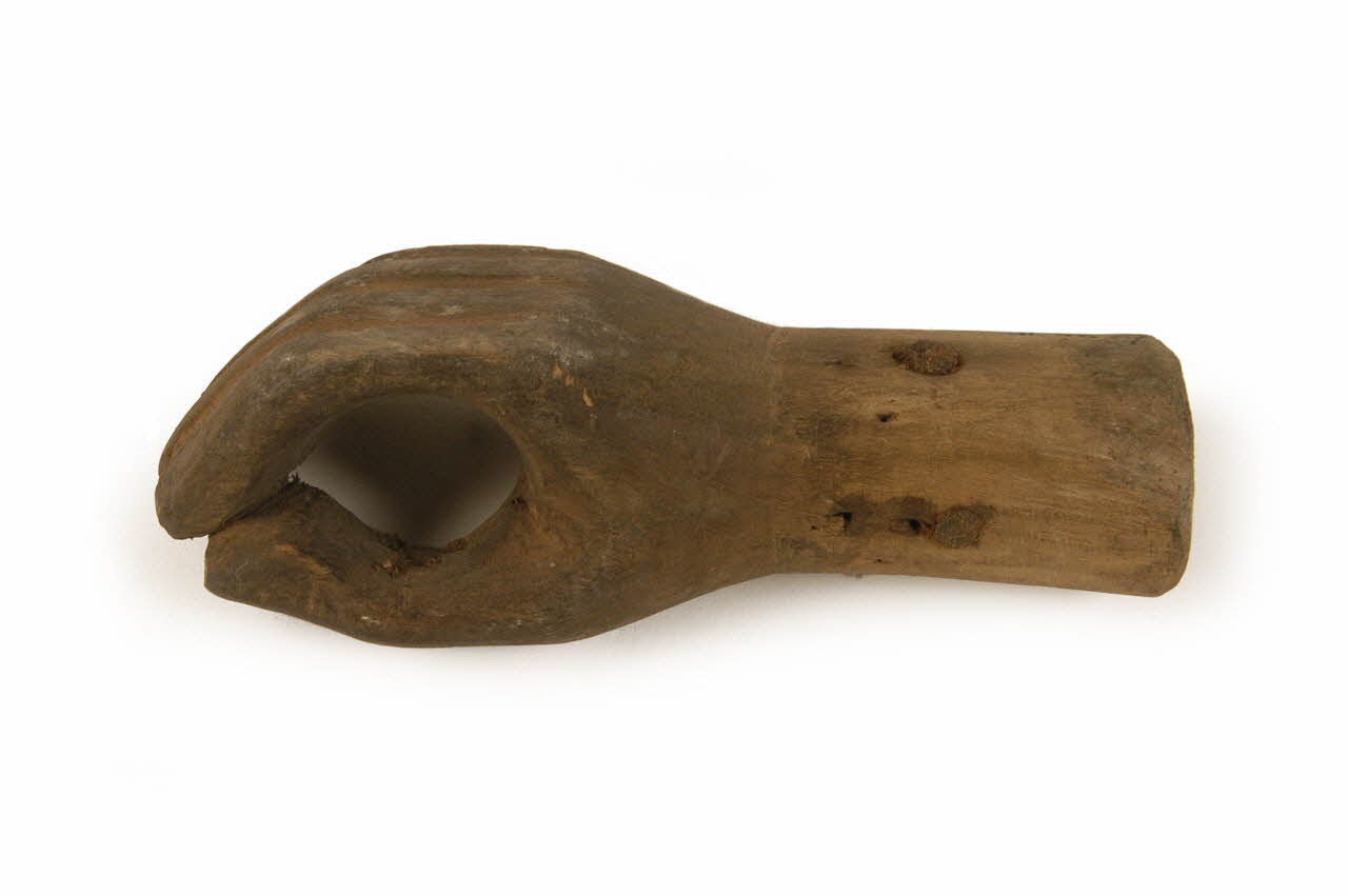 main de marionnette 1951.56.67 Photo