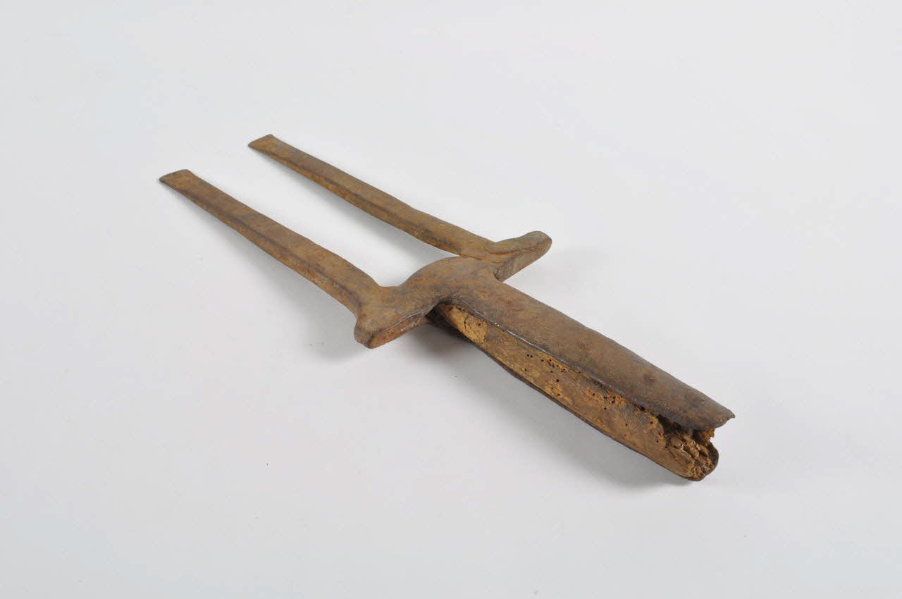 FOURCHE A DEFONCER 1960.139.53 Photo Mucem