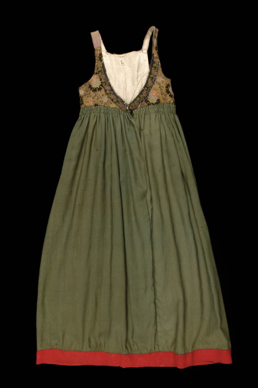 robe 1952.75.5 Photo