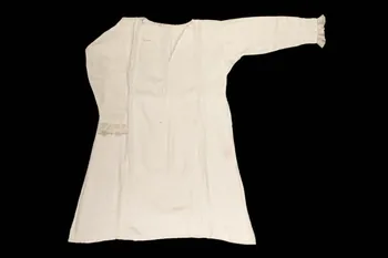 chemise 1952.75.7 Photo