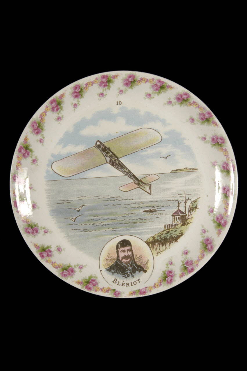 assiette plate Bourgogne, France 1850-1900 1954.23.7 Photo